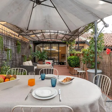 Pontaccio, 4 - Vivere In Brera, Con Ampio Terrazzo Apartamento *